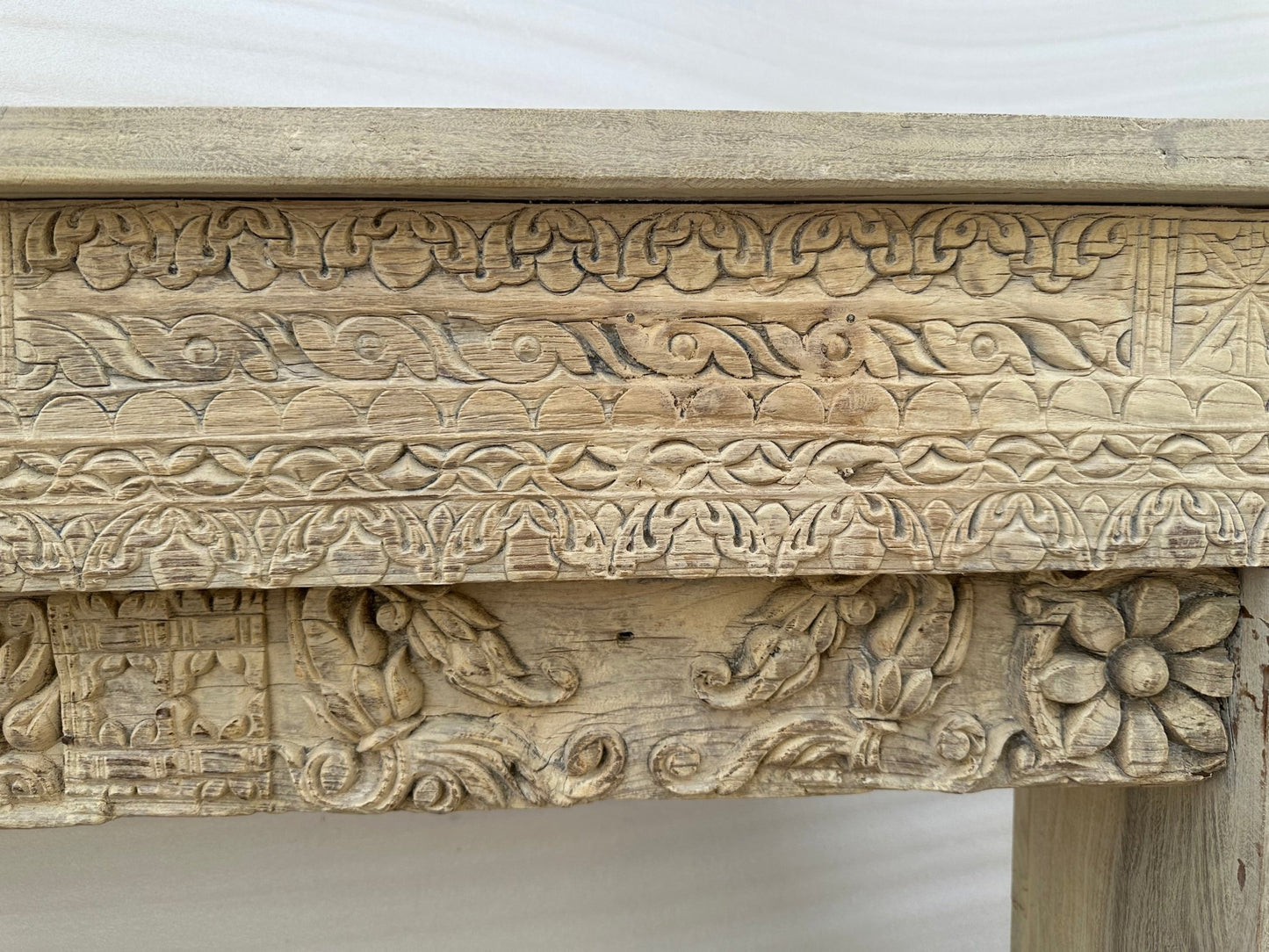 Bleach Column Wooden Console | PRESALE - BHM HomeConsoles