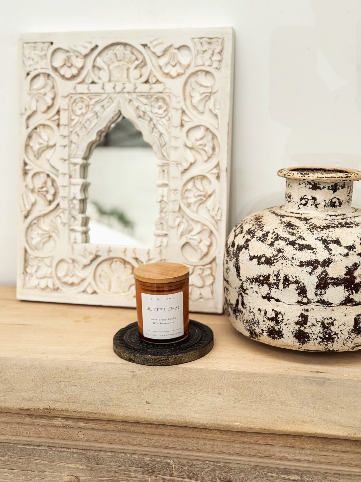 Whitewash Carved Mirror - Swirl - BHM HomeMirrors and Wall hooks