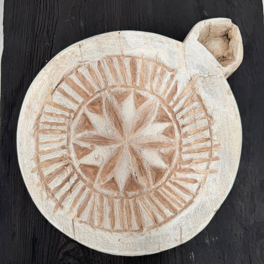 Round Vintage Wooden Raiser