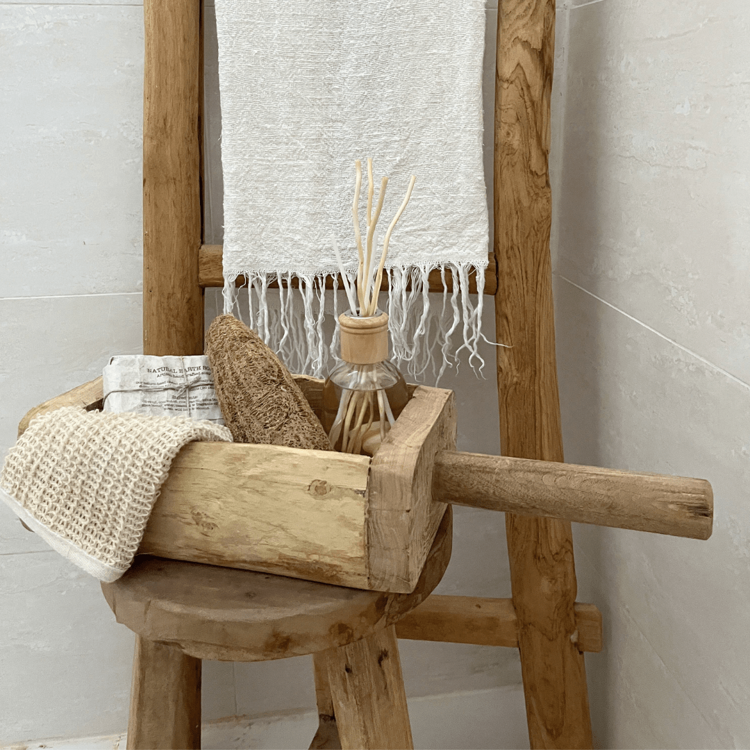 Bleach Rustic Tray With Handle - BHM HomeBoards Bowls and Trays