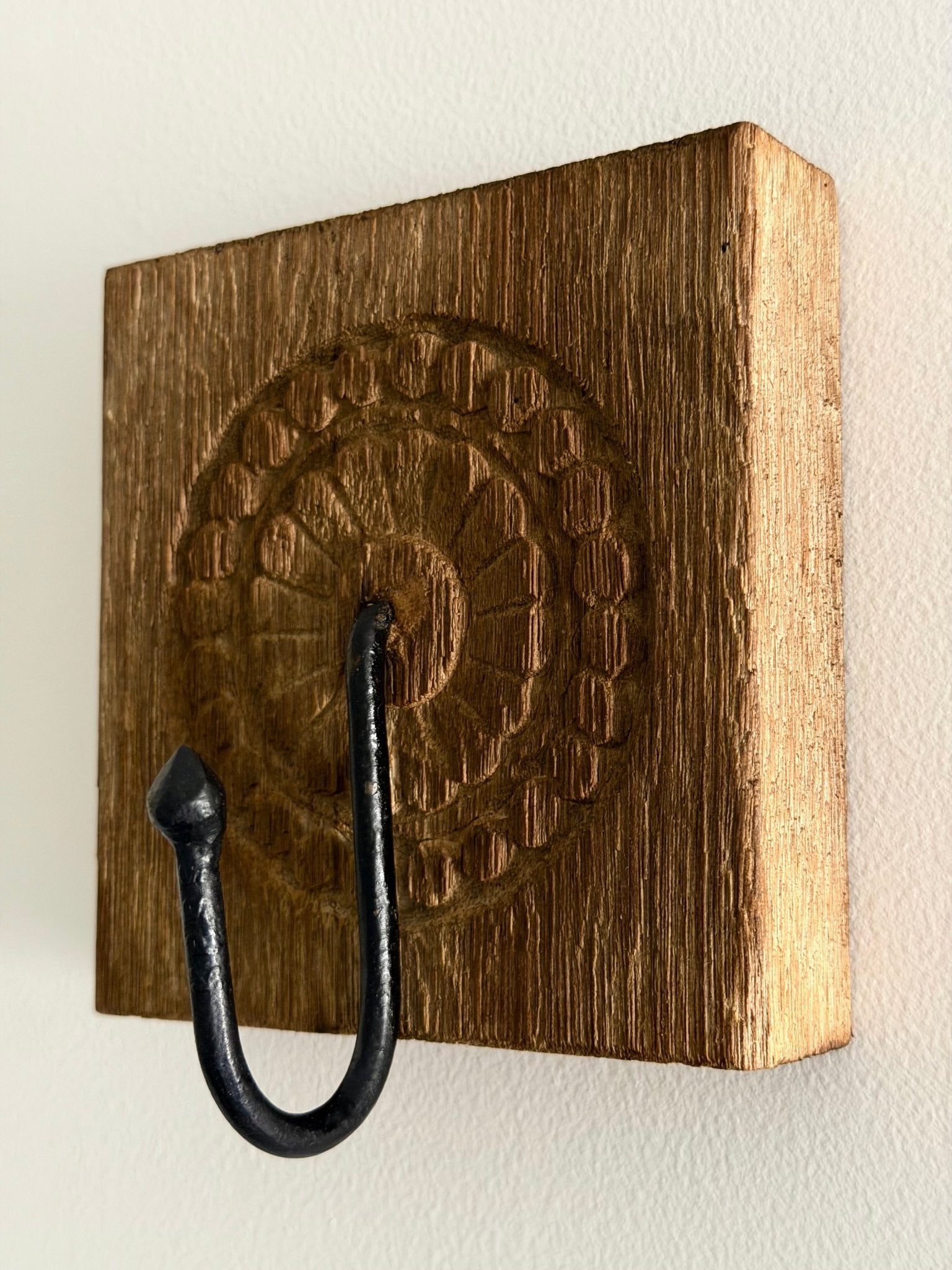 Carved Teak Wall Hook - BHM HomeMirrors and Wall hooks