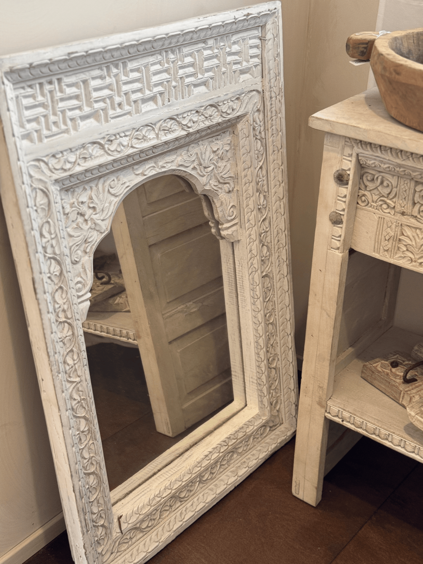White Carved Mirror - BHM HomeMirrors and Doors